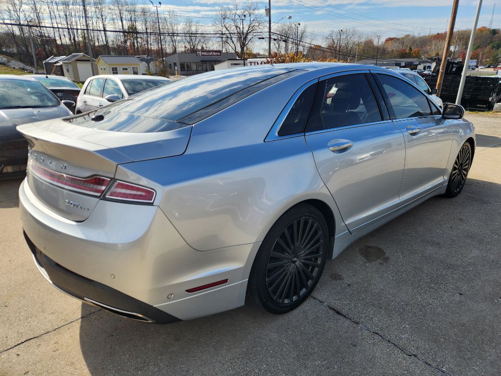 2017 Lincoln MKZ Image 2