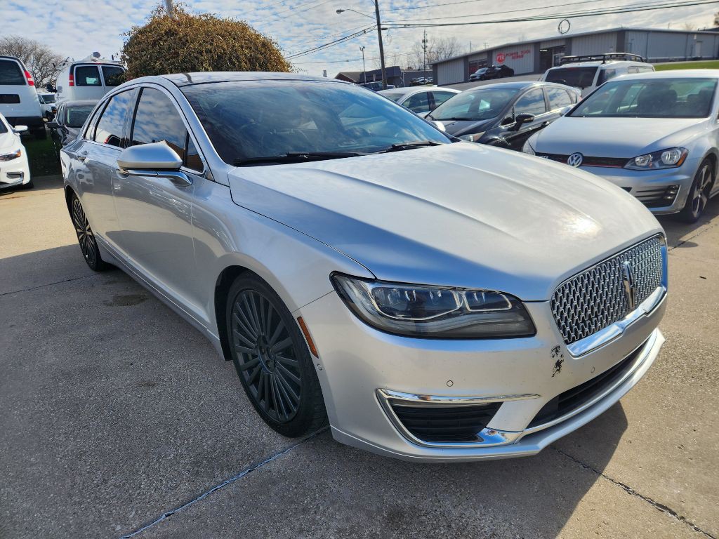 2017 Lincoln MKZ Image 3