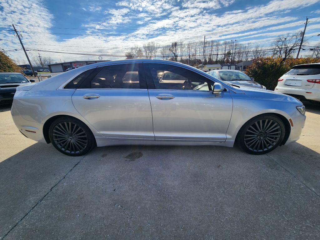 2017 Lincoln MKZ Image 4