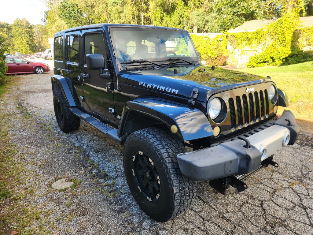 2012 Jeep Wrangler Unlimited Image 2