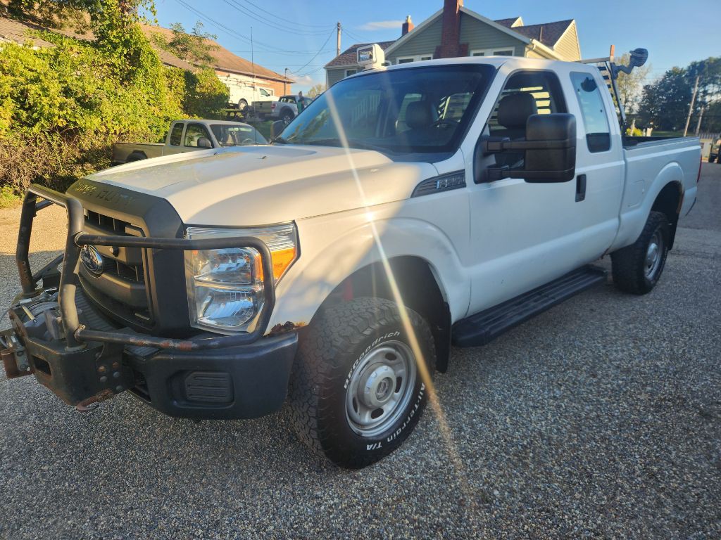 2015 Ford F-250 Image 2