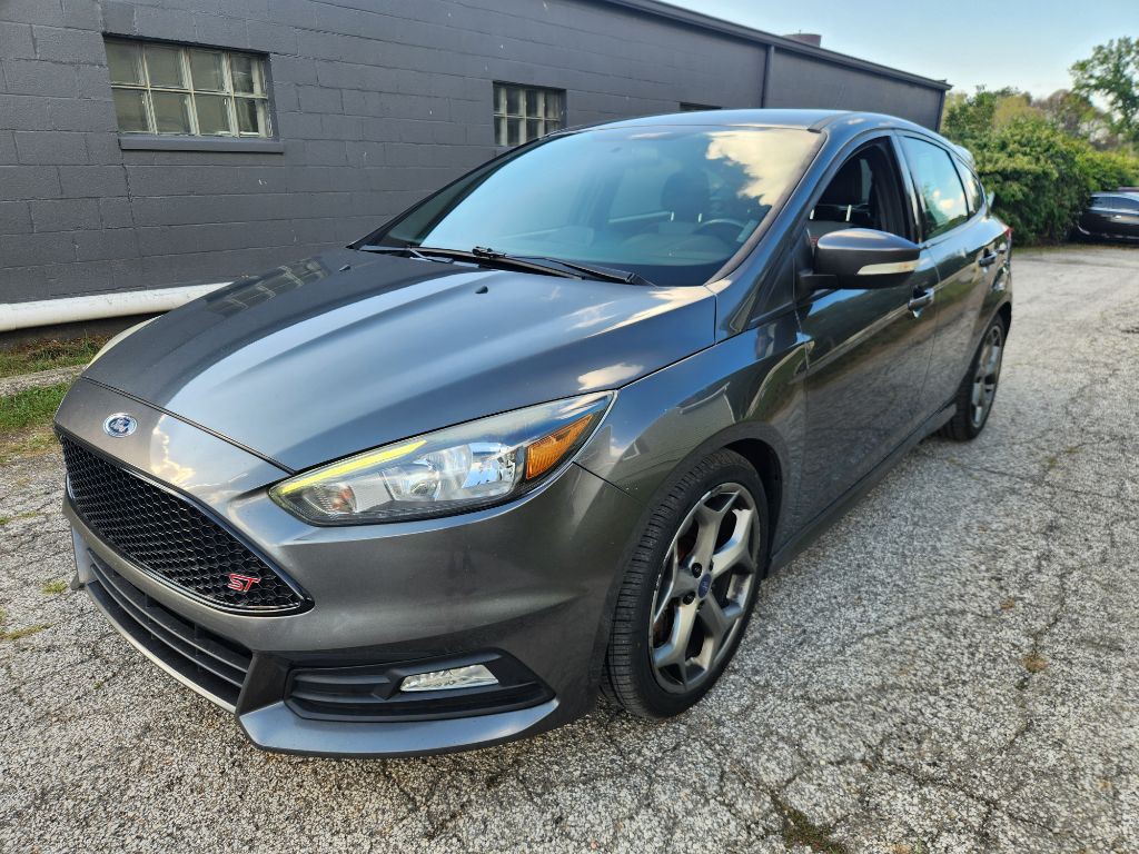 2017 Ford Focus Image 18