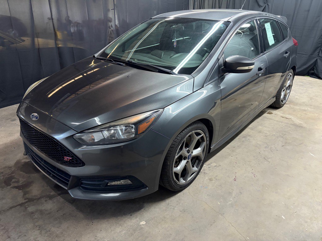 2017 Ford Focus Image 1