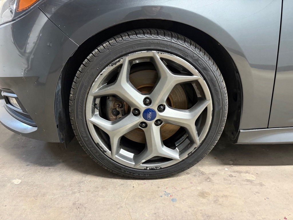 2017 Ford Focus Image 3