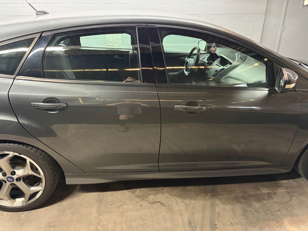 2017 Ford Focus Image 12
