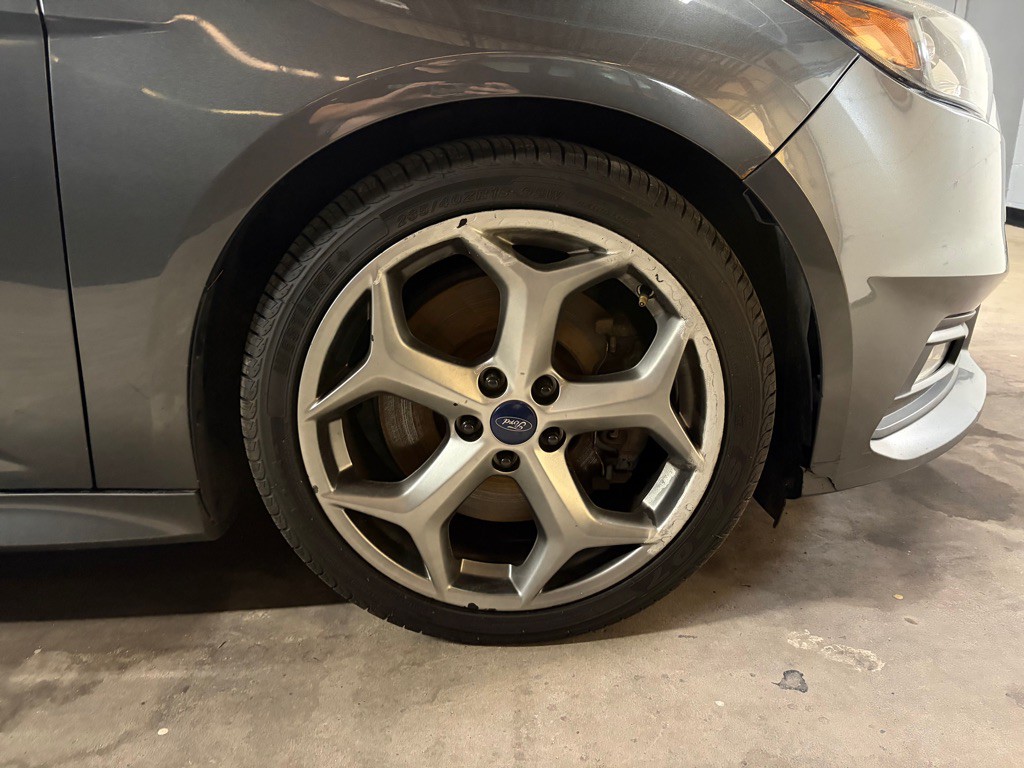 2017 Ford Focus Image 14
