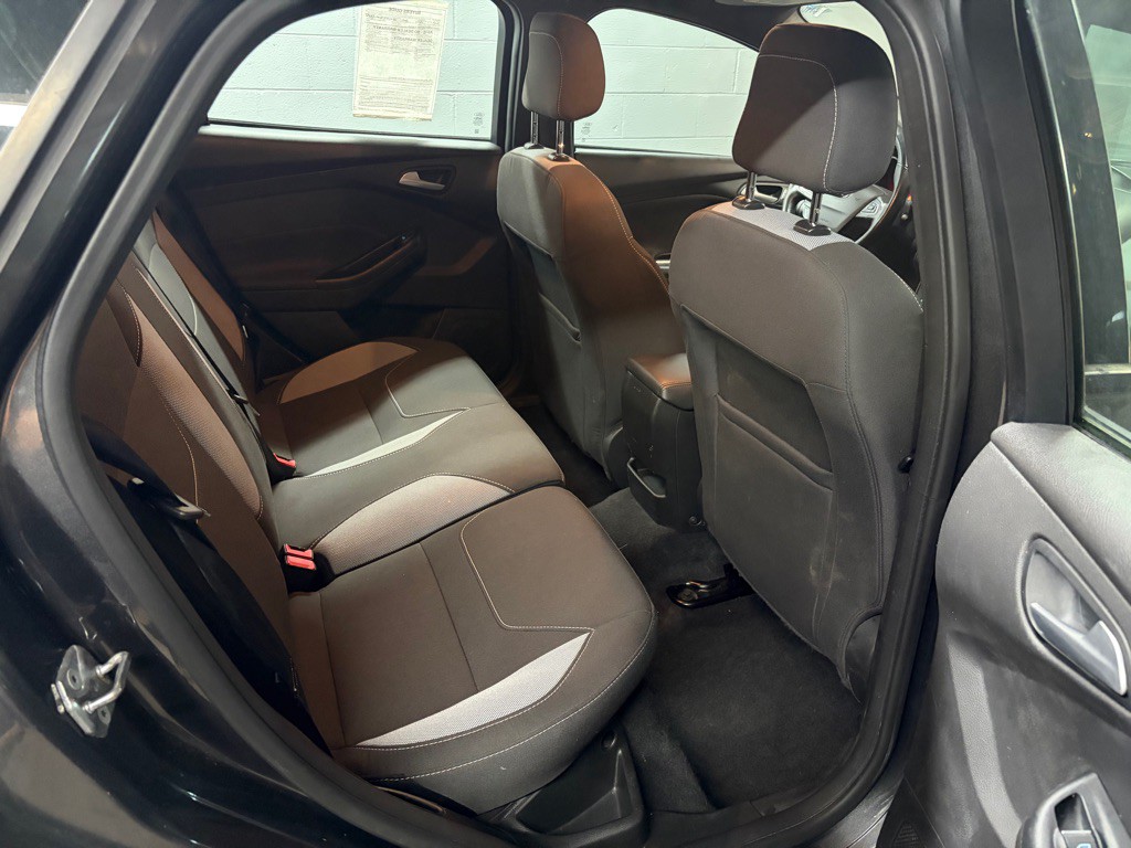 2017 Ford Focus Image 27