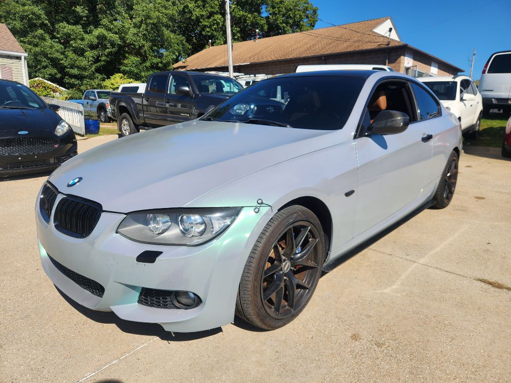 2012 BMW 3 Series Image 4