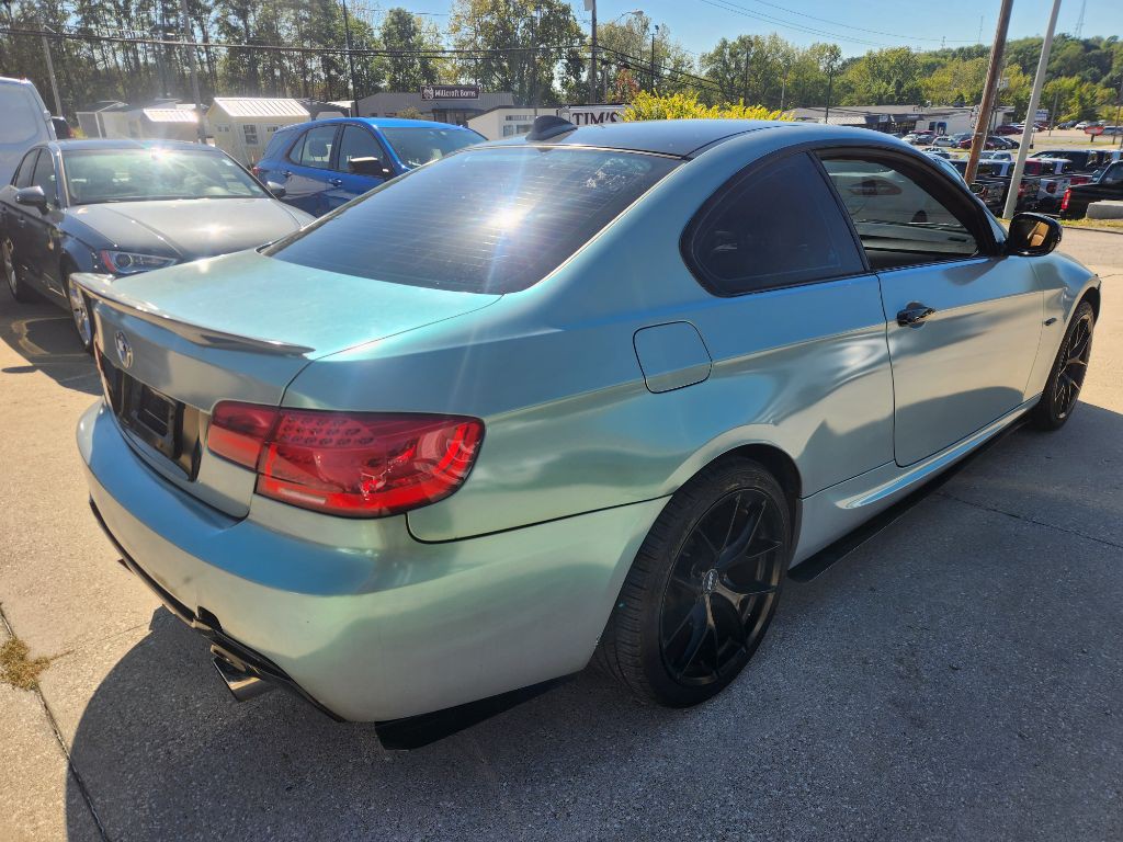2012 BMW 3 Series Image 5