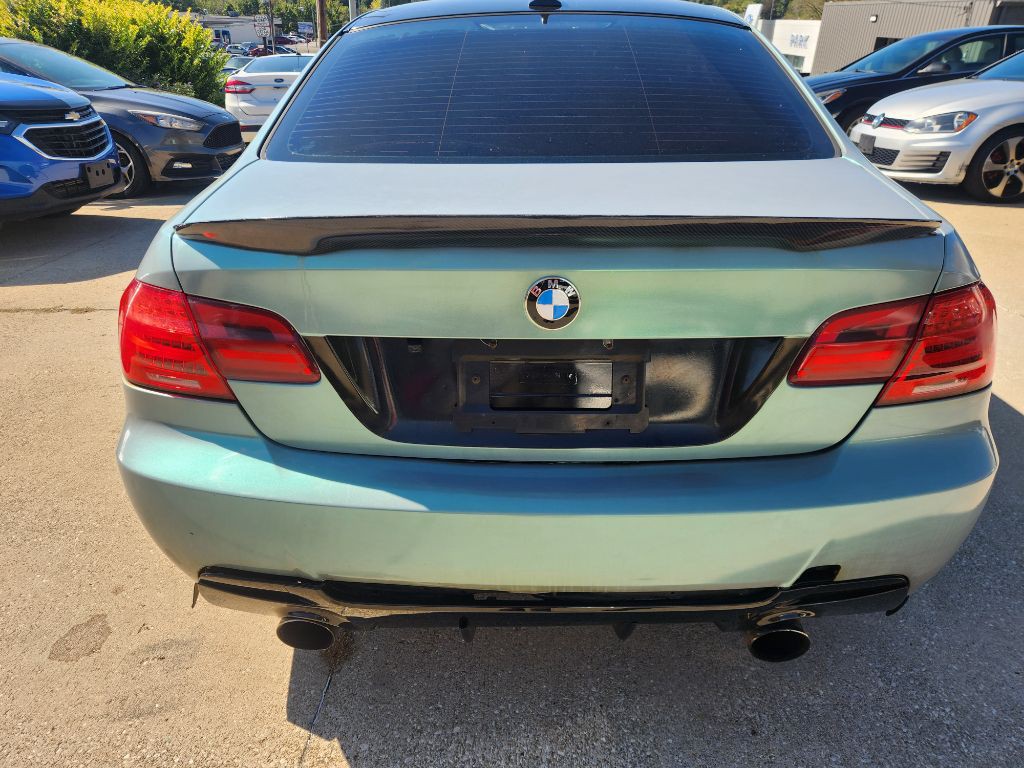 2012 BMW 3 Series Image 6