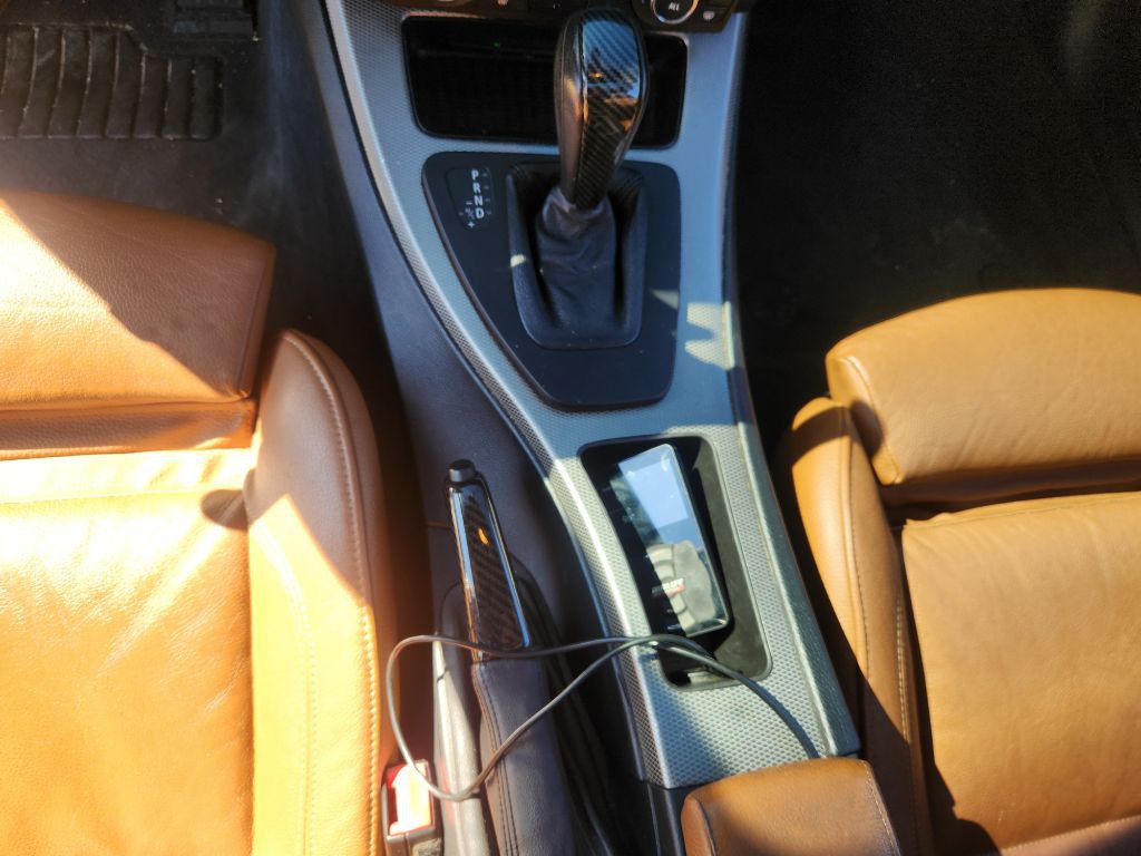 2012 BMW 3 Series Image 14