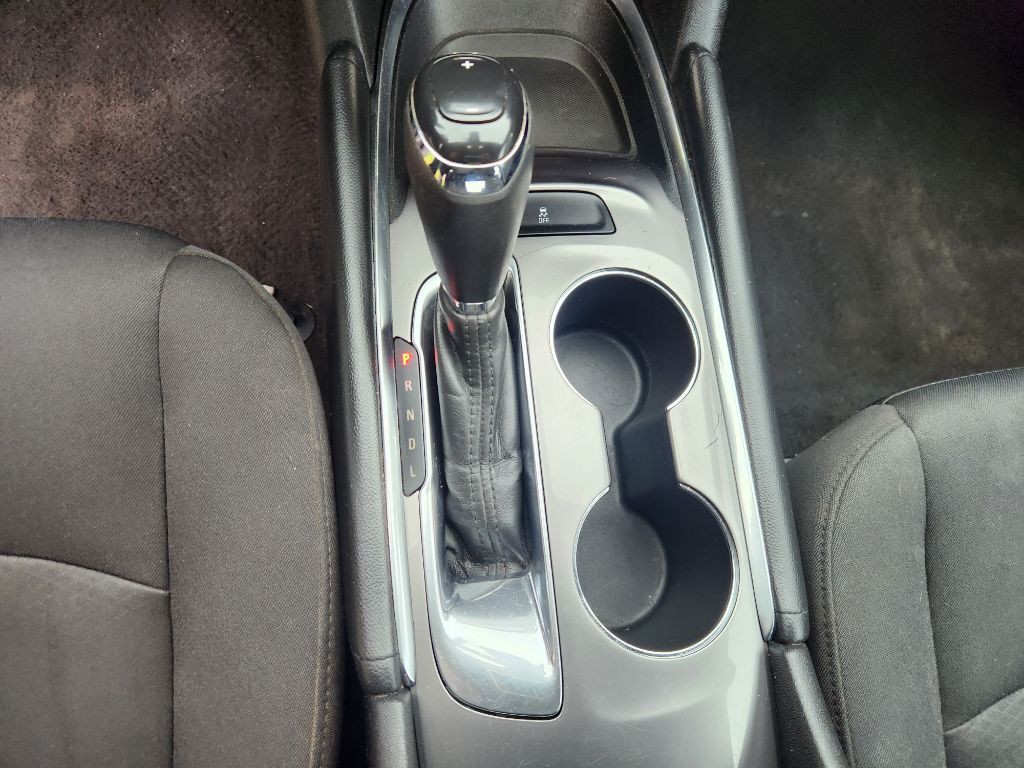 2018 Chevrolet Malibu Image 12