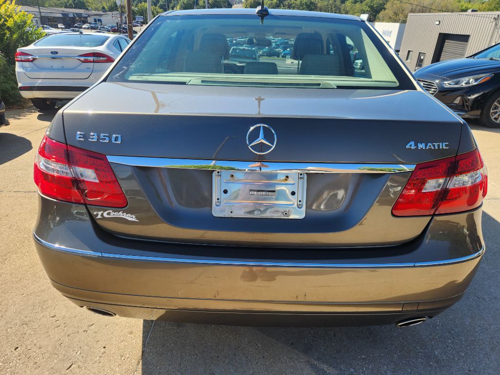 2011 Mercedes-Benz E-Class Image 6