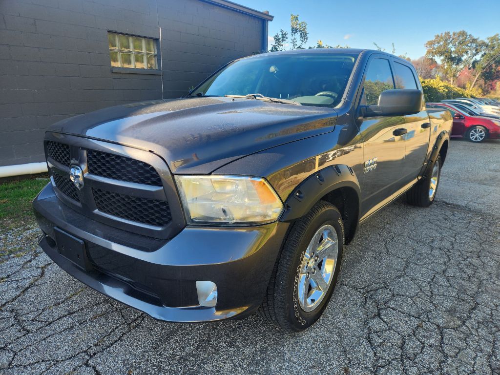 2014 RAM 1500 Image 1
