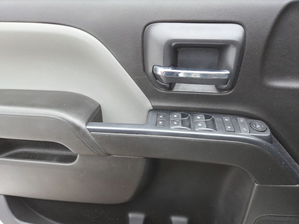 2018 Chevrolet Silverado 1500 Image 13