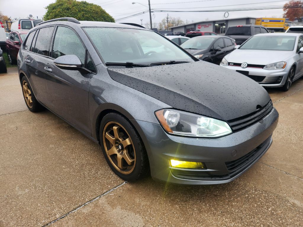 2017 Volkswagen Golf Image 3