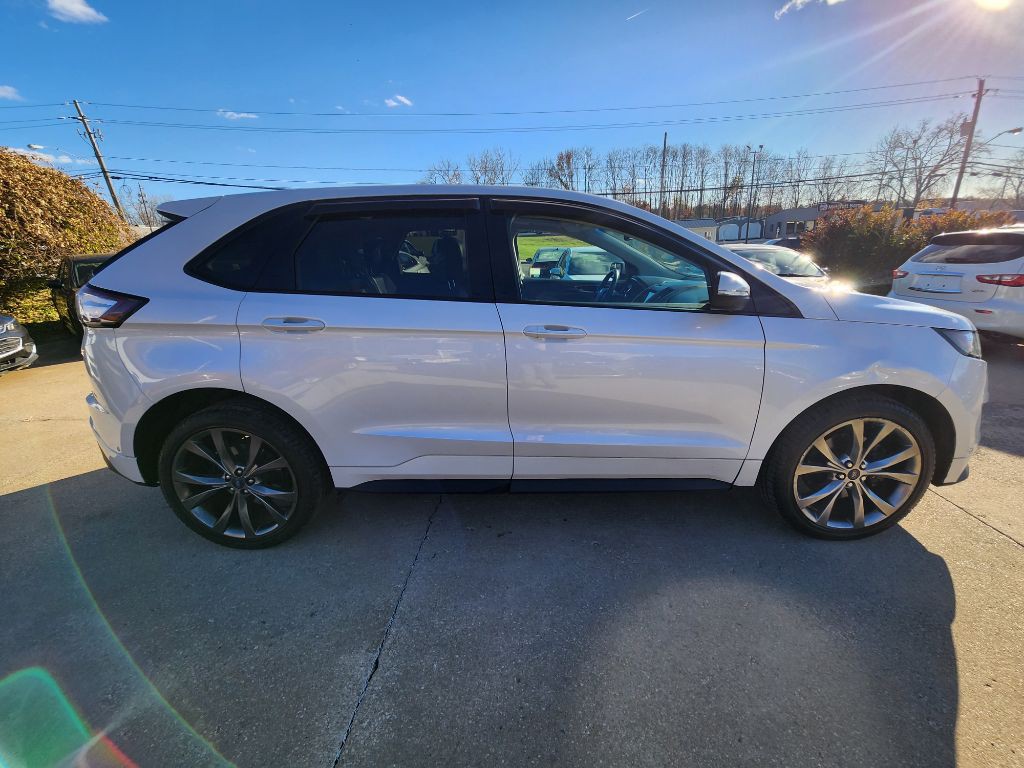 2016 Ford Edge Image 5