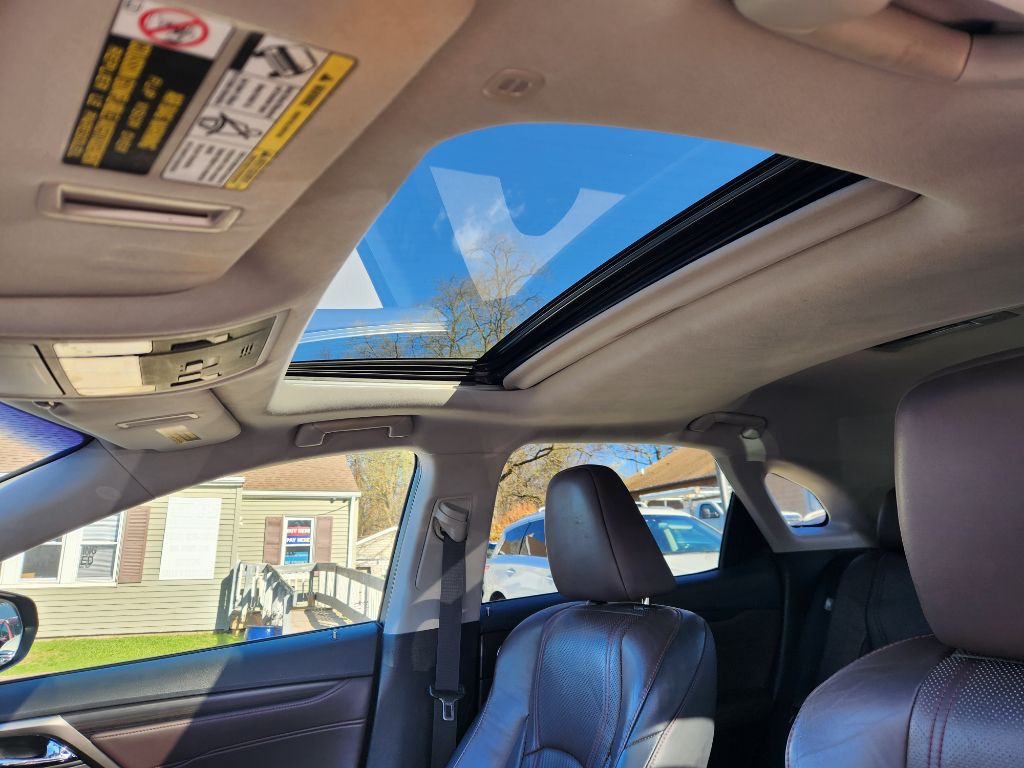 2017 Lexus RX Image 13