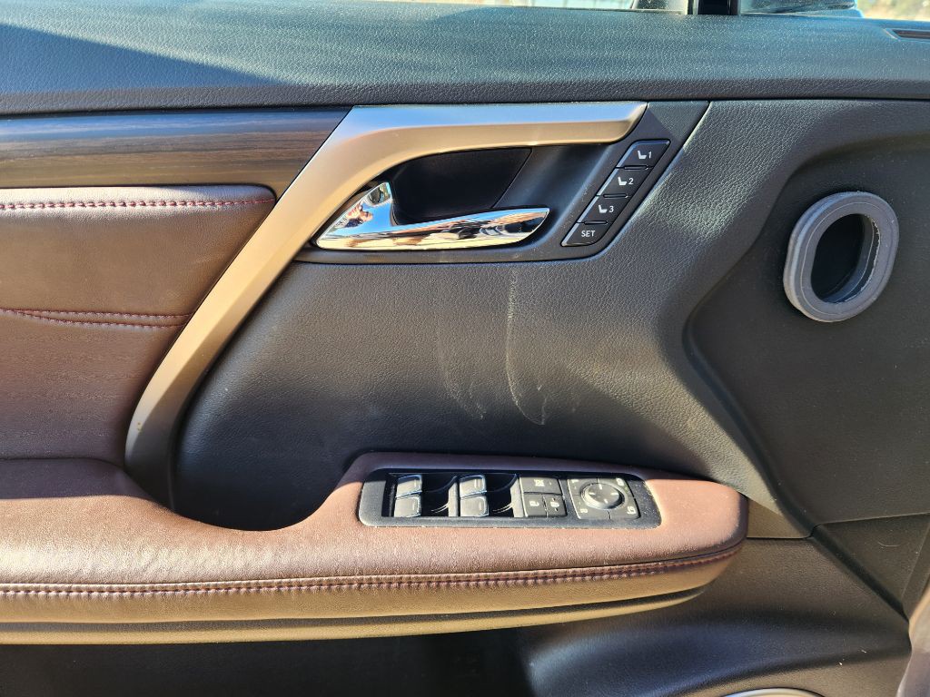 2017 Lexus RX Image 14