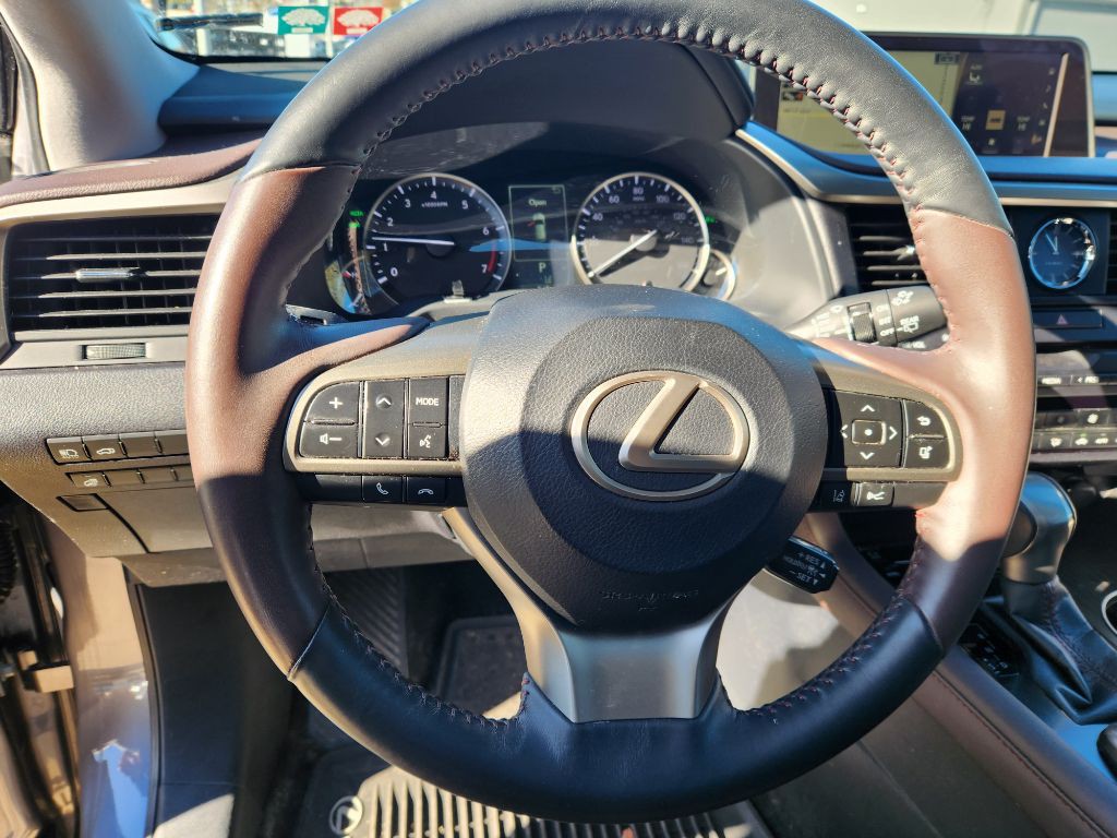 2017 Lexus RX Image 16