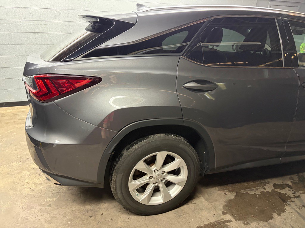 2017 Lexus RX Image 9