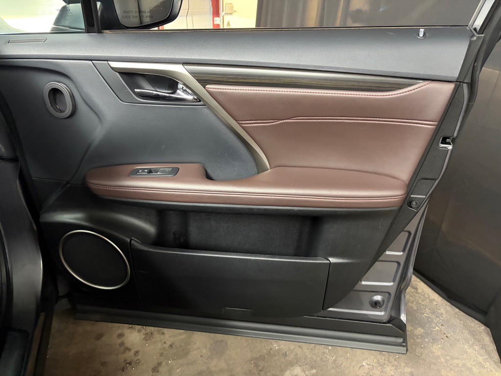 2017 Lexus RX Image 31