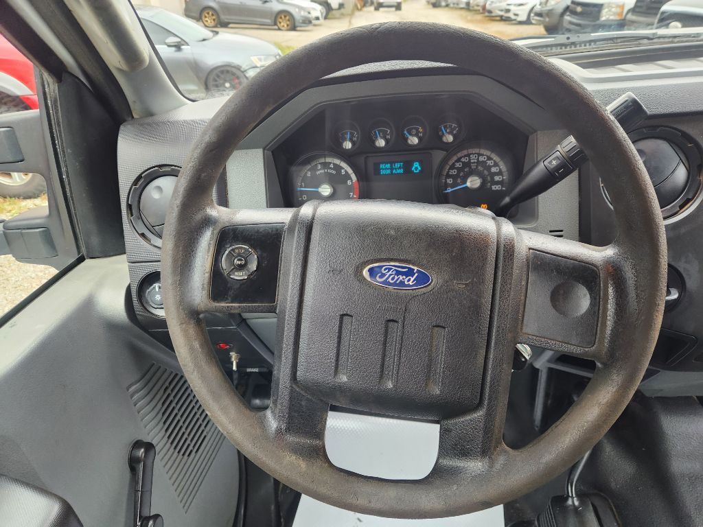 2013 Ford F-350 Image 15