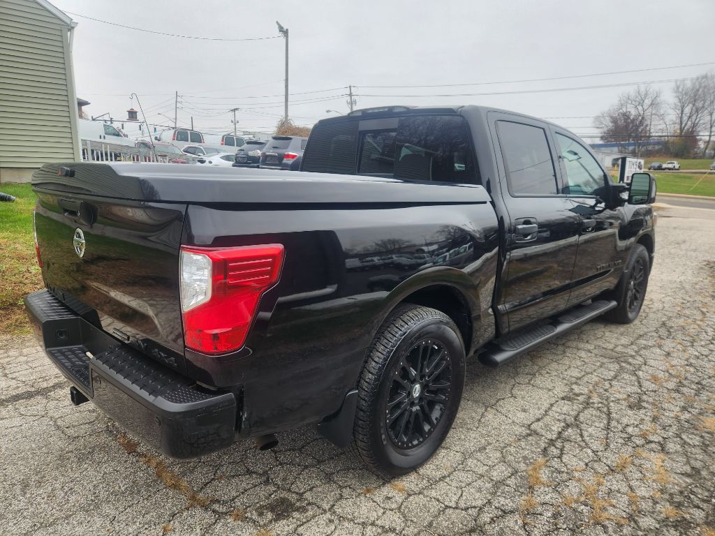 2018 Nissan Titan Image 5