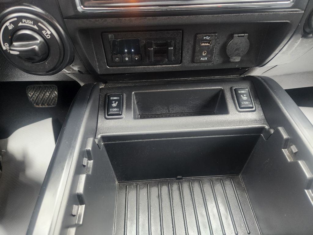 2018 Nissan Titan Image 14