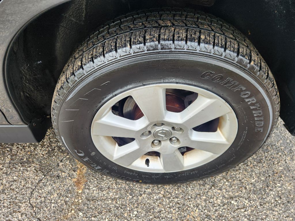 2005 Lexus RX Image 12