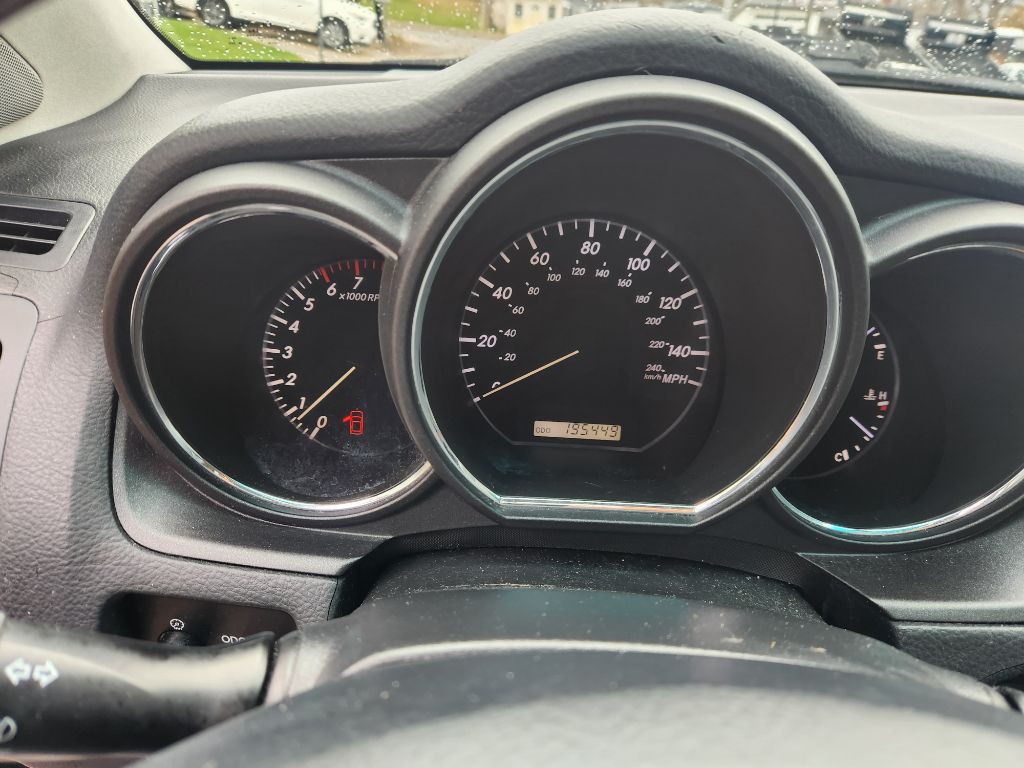 2005 Lexus RX Image 13