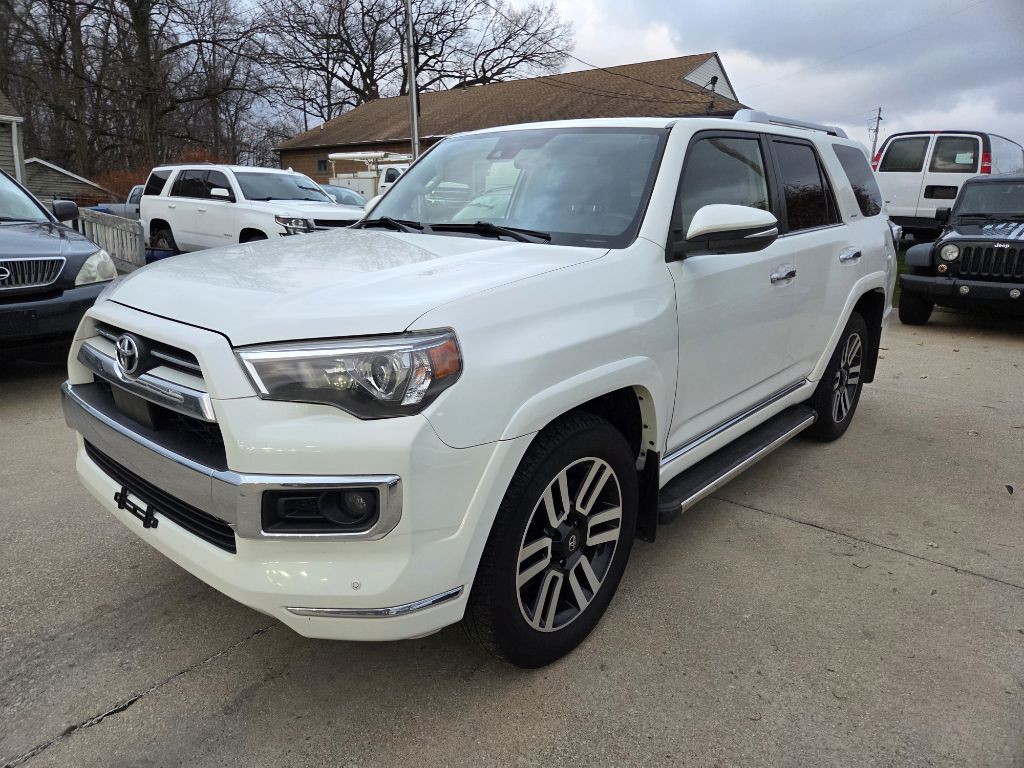 2021 Toyota 4Runner Image 1