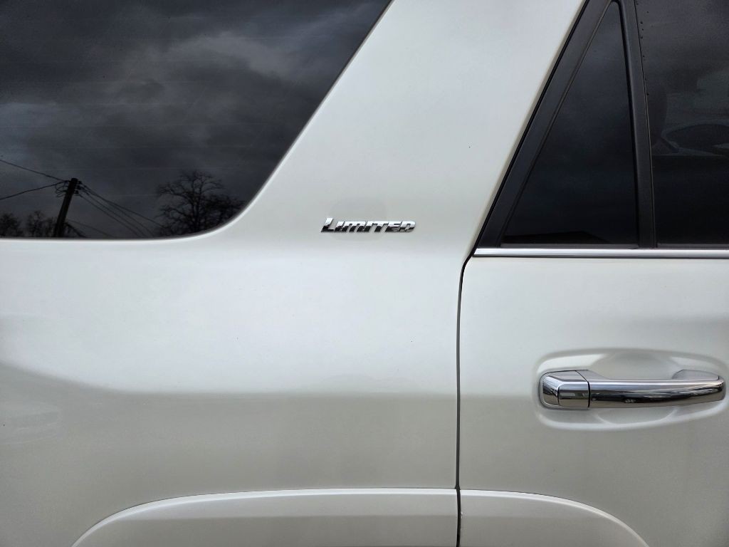 2021 Toyota 4Runner Image 4