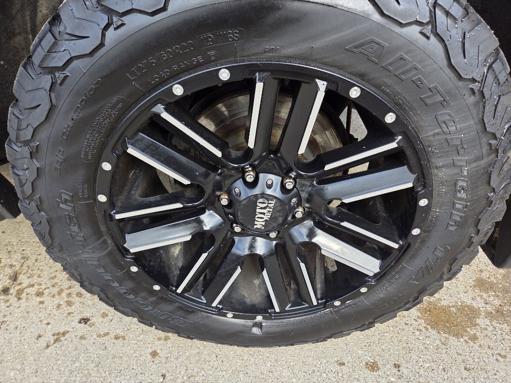 2018 GMC Yukon Image 9