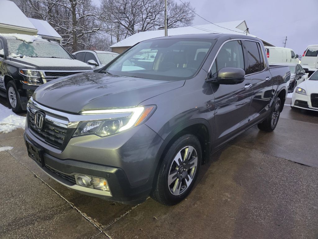 2018 Honda Ridgeline Image 2