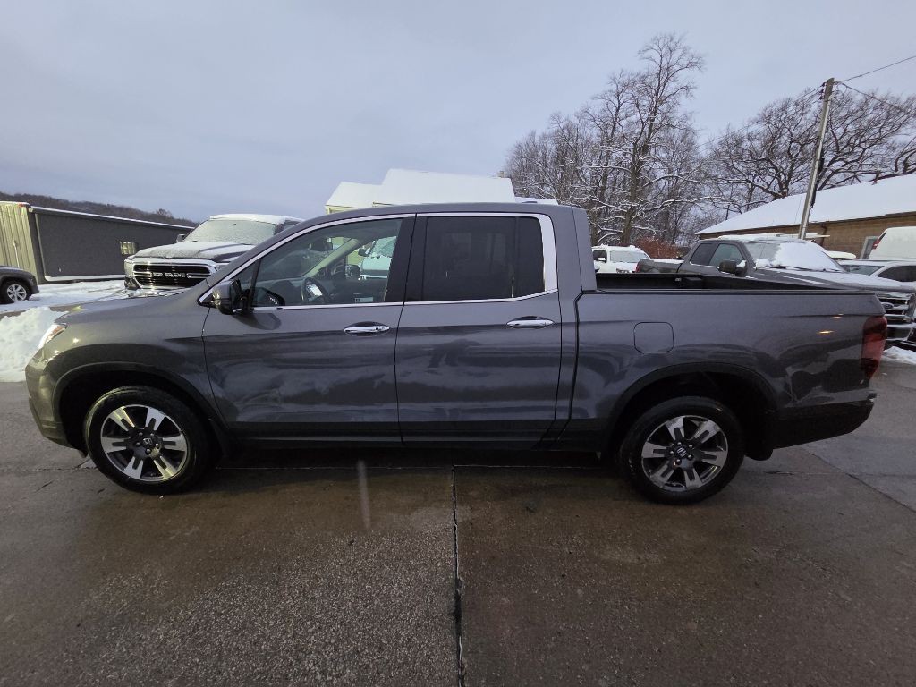 2018 Honda Ridgeline Image 9
