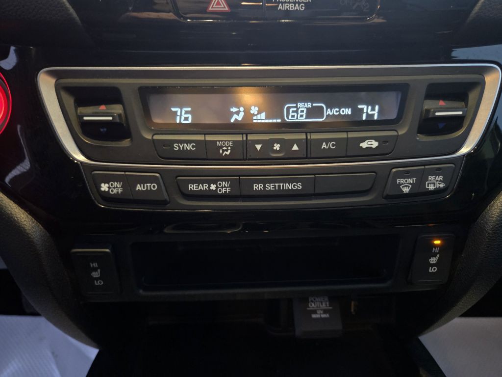 2018 Honda Ridgeline Image 16