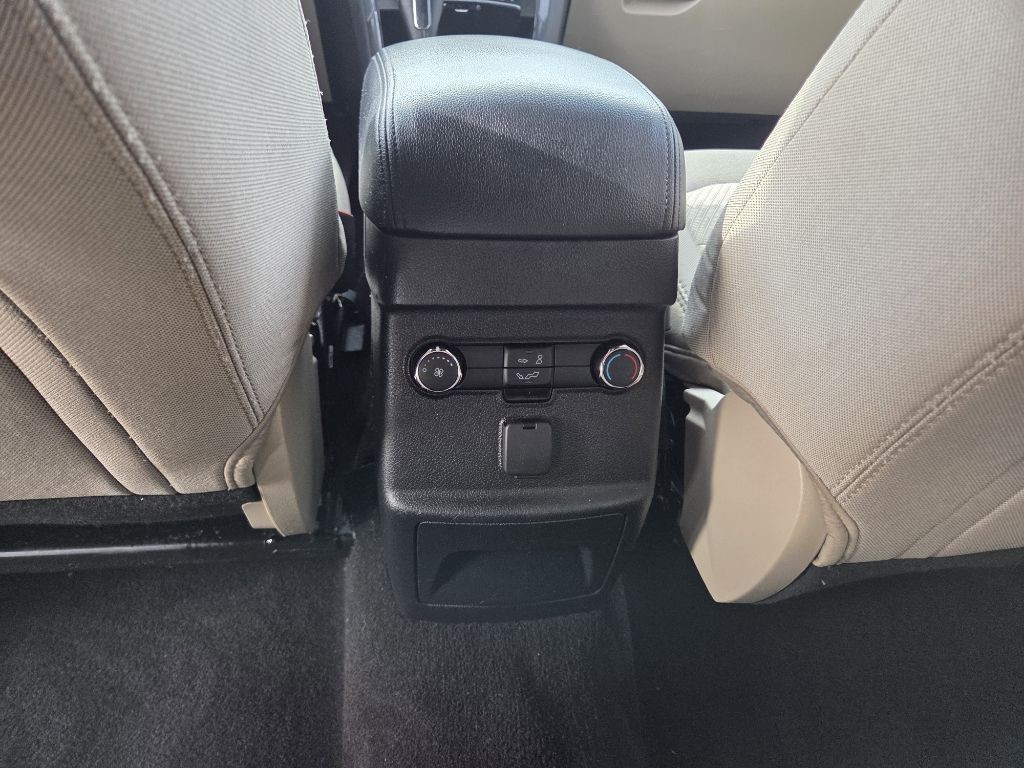 2019 Ford Explorer Image 10