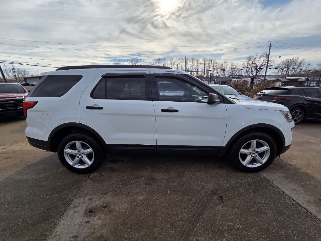 2019 Ford Explorer Image 4