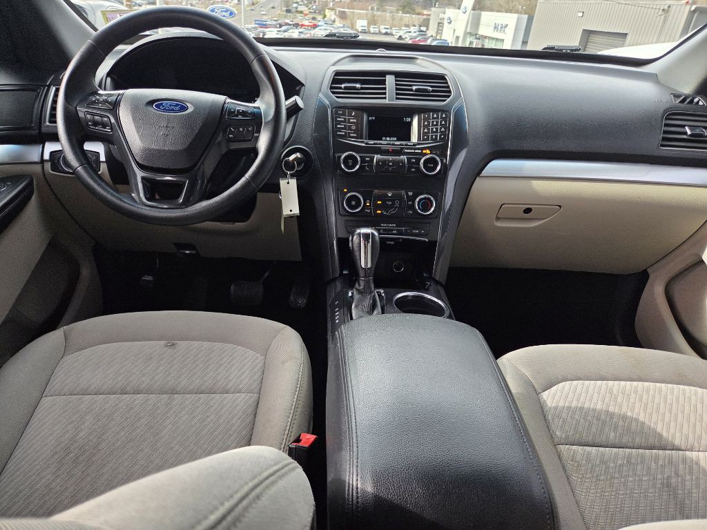 2019 Ford Explorer Image 11
