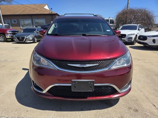 Image for 2018 Chrysler Pacifica Touring L ID: 7110617