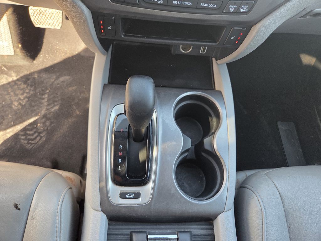 2020 Honda Pilot Image 16