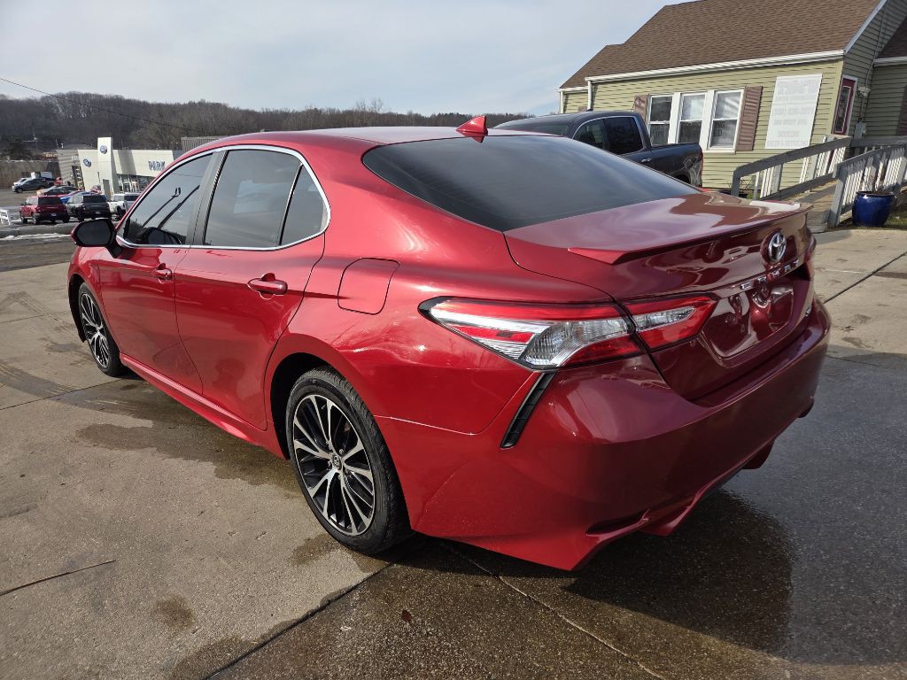 2020 Toyota Camry Image 8