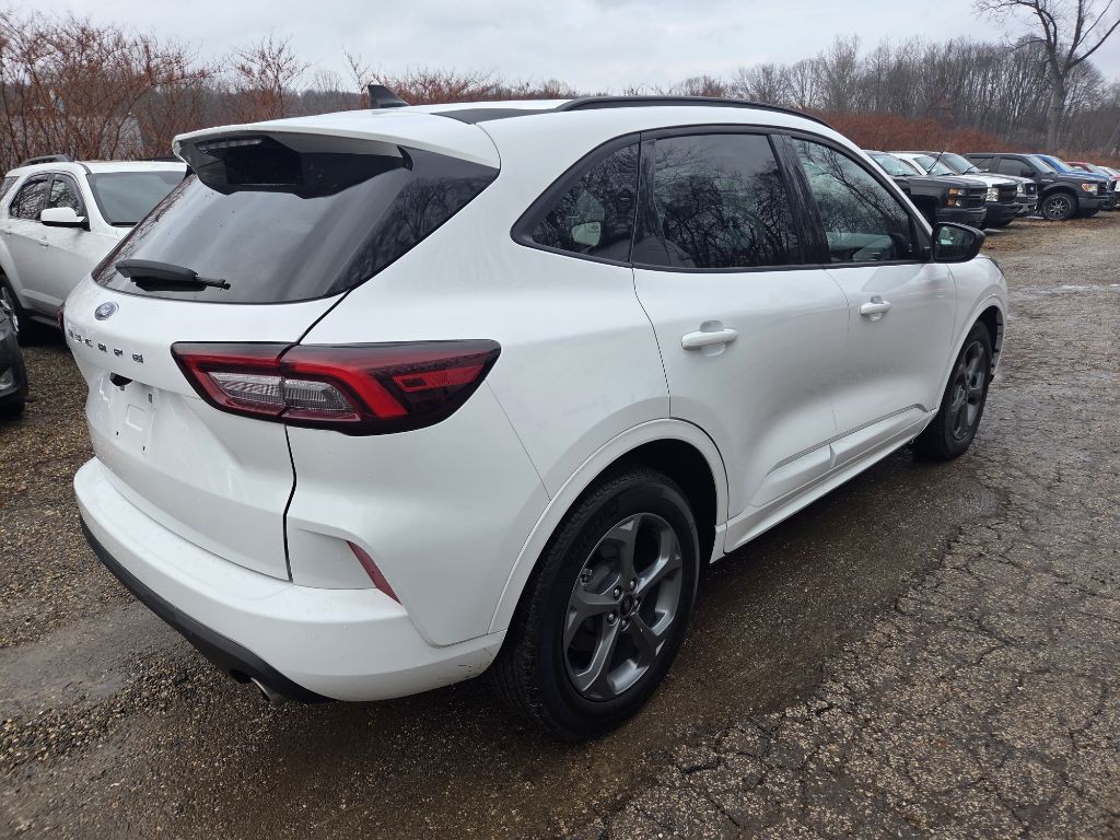 2023 Ford Escape Image 5