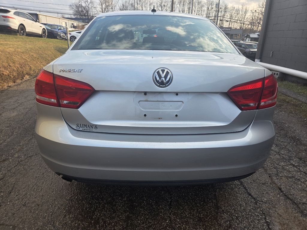 2014 Volkswagen Passat Image 6