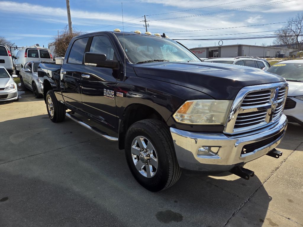 2014 RAM 2500 Image 2