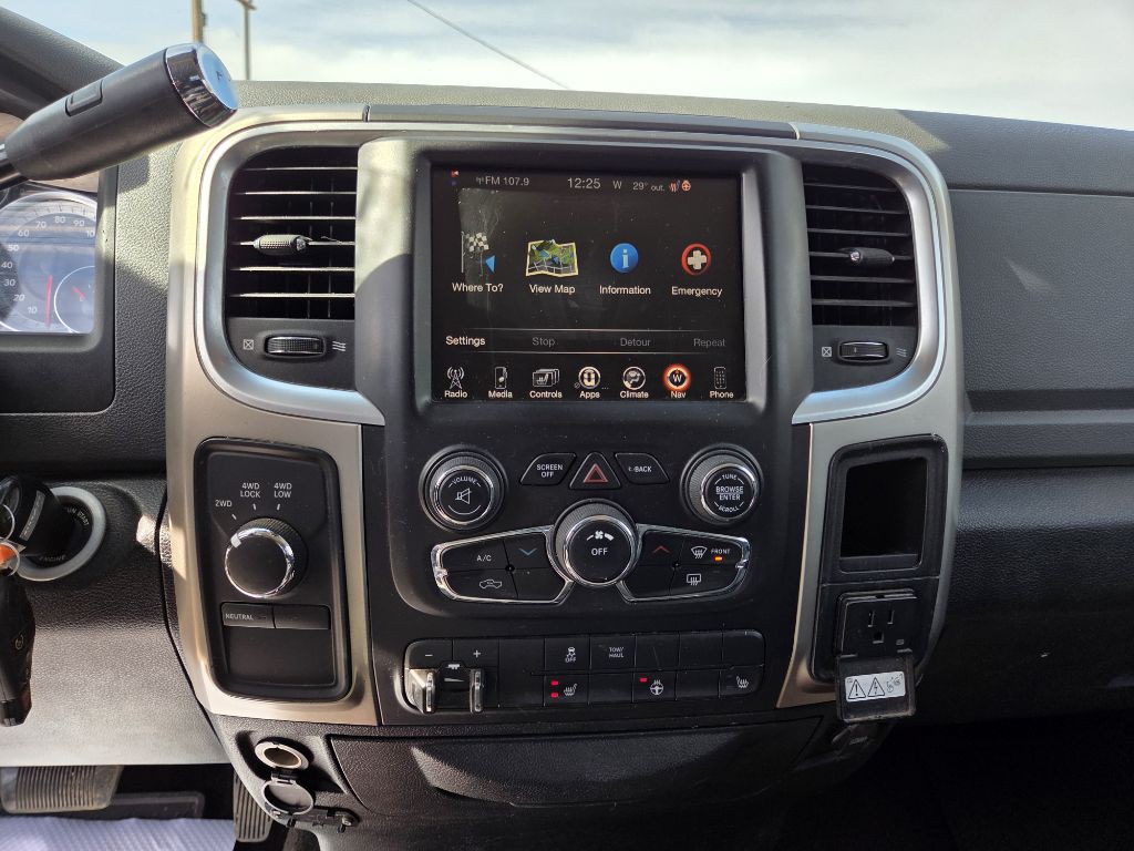 2014 RAM 2500 Image 18