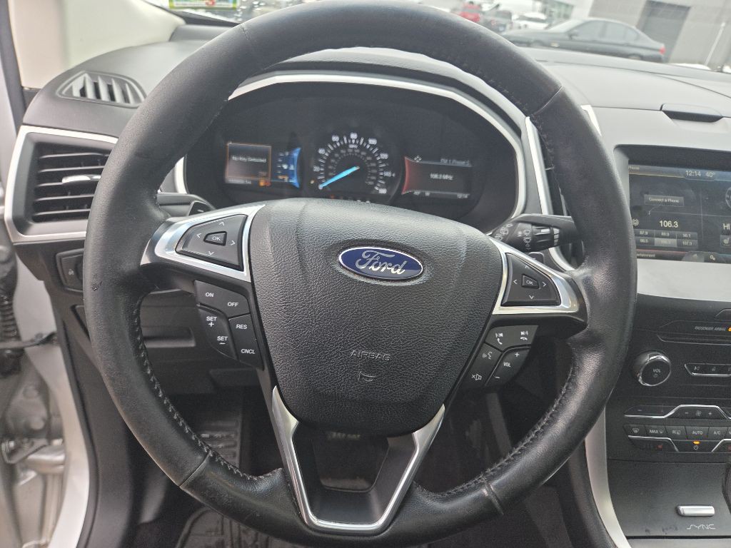 2015 Ford Edge Image 10