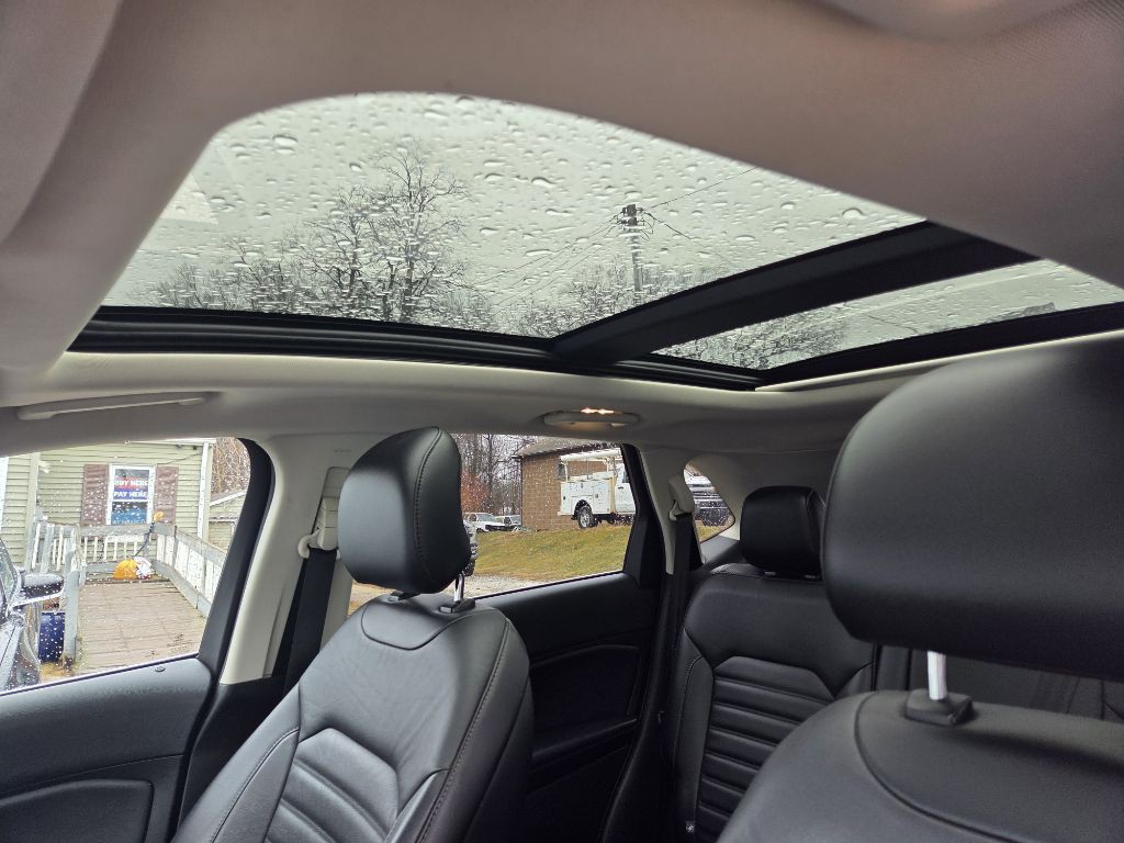 2015 Ford Edge Image 14