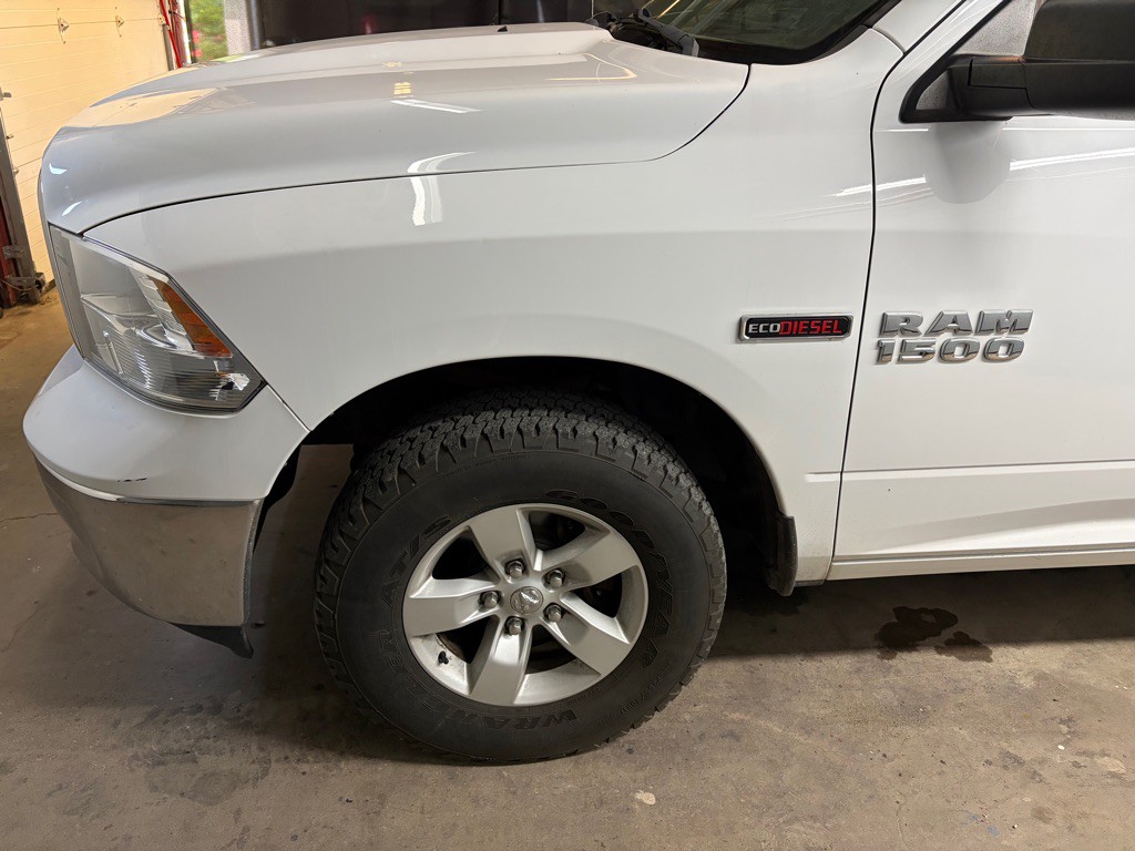 2015 RAM 1500 Image 2